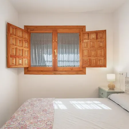 Sol, Playa, Piscinas Y Jardines Holiday home *