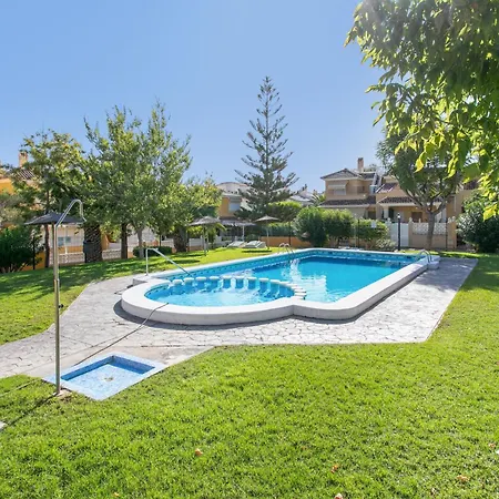 Holiday home Sol, Playa, Piscinas Y Jardines *